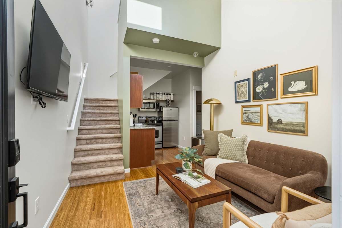Stylish Loft in the Heart of NW Portland in Pearl District - main photo