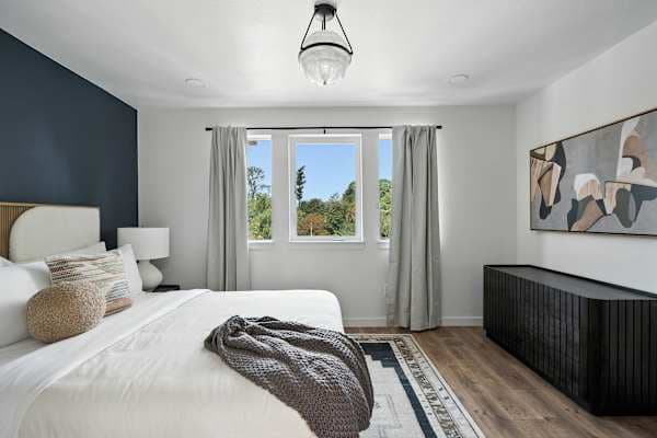 Kerns 6BR - New Spanish Style Group Stay in Northeast Portland - photo 2