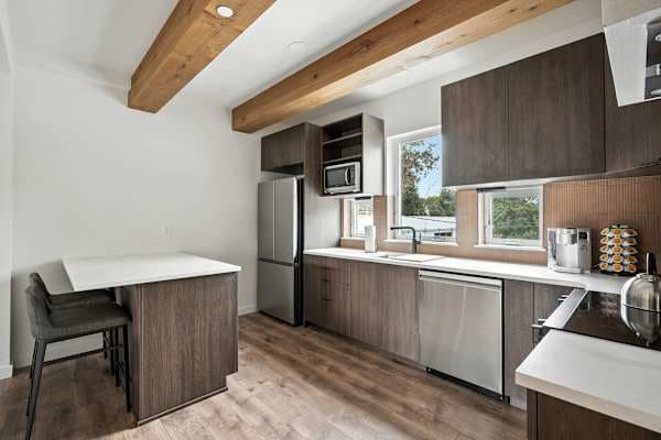 5BR at The Adelynn - Luxury Build - Walk to All in Northeast Portland - photo 2