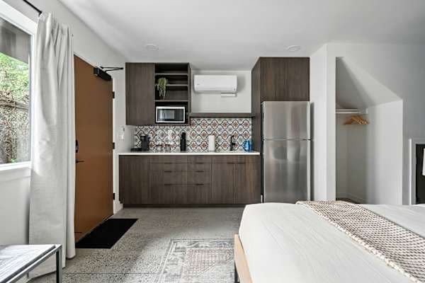 The Jardín | Spanish Studio | Foodie Row in Northeast Portland - photo 2