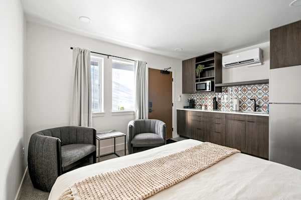 Kerns Studio - Near Coffee, Dining & Transit in Northeast Portland - photo 3