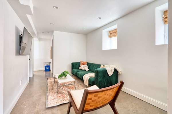 Modern 2BD, 2BA - Walk to NW 23rd & Stadium in Pearl District - photo 1