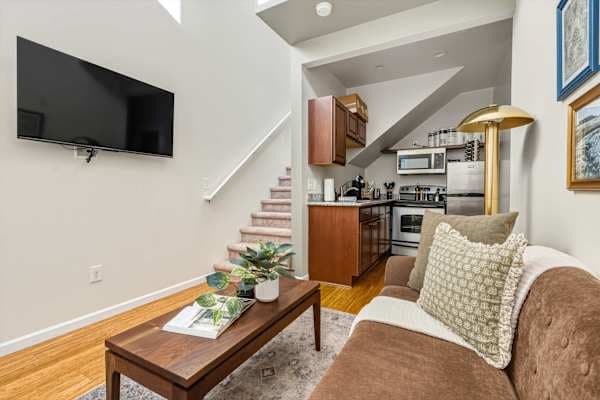Stylish Loft in the Heart of NW Portland in Pearl District - photo 1