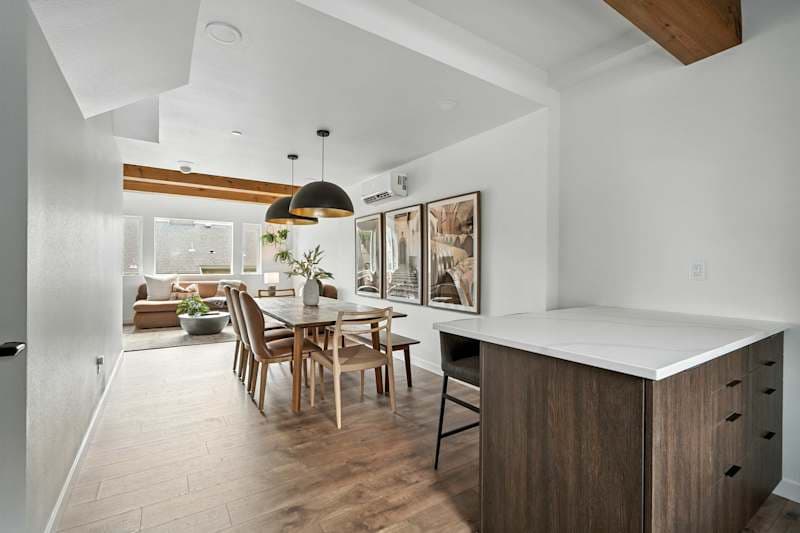 The Adelynn - New Luxury Build in Center of PDX