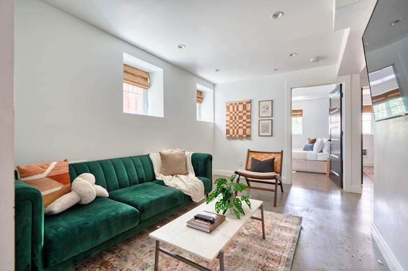 Modern 2BD, 2BA - Walk to NW 23rd & Stadium
