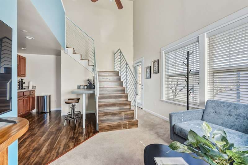 Sun-Drenched Slabtown Loft Studio